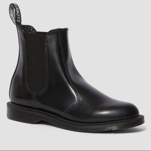 DR. MARTENS FLORA SMOOTH LEATHER CHELSEA BOOTS